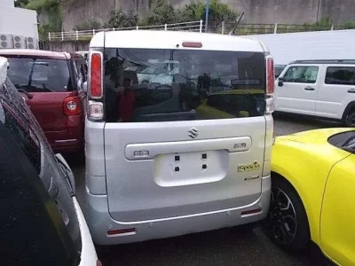 Suzuki SPACIA