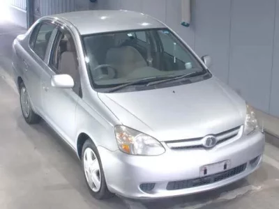 Toyota PLATZ