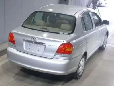 Toyota PLATZ