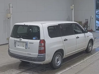 Toyota SUCCEED