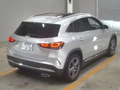 Mercedes-Benz GLA CLASS