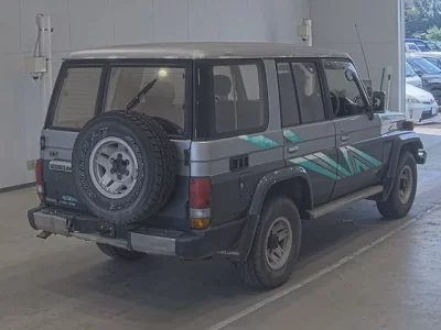 Toyota LAND CRUISER