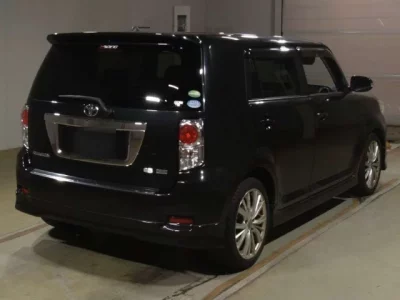 Toyota COROLLA RUMION