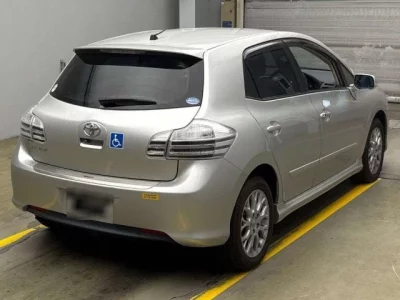 Toyota BLADE