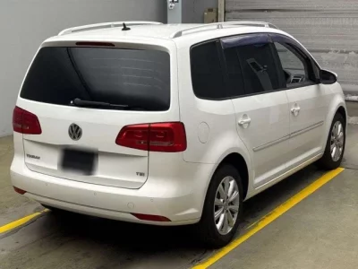 Volkswagen GOLF TOURAN