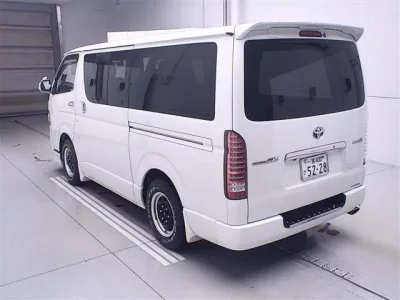 Toyota REGIUS ACE VAN