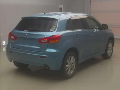 Mitsubishi RVR