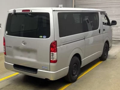 Toyota REGIUS ACE VAN