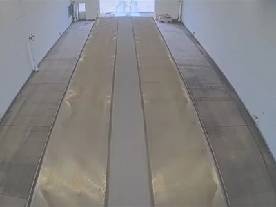 Nissan TRUCK