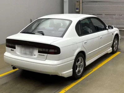 Subaru LEGACY B4