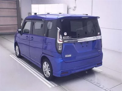 Mitsubishi DELICA D2