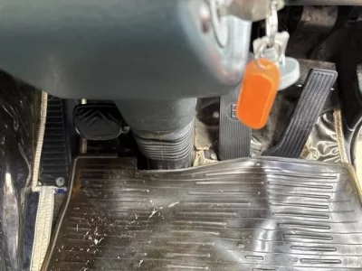 Nissan TRUCK