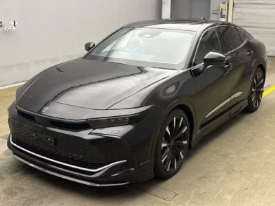 Toyota CROWN CROSSOVER