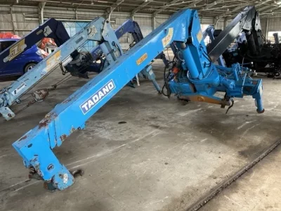 TADANO CRANE