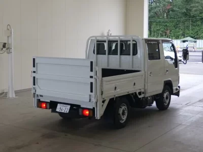 Mazda TITAN