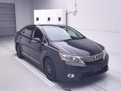 Lexus HS
