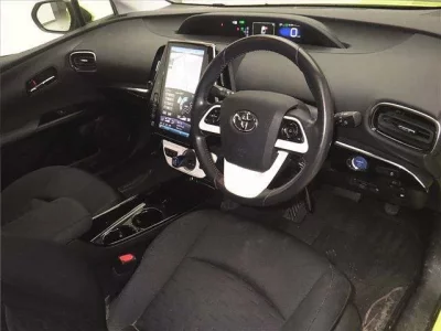 Toyota PRIUS PHV