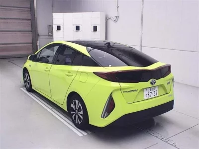 Toyota PRIUS PHV