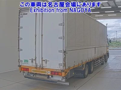 Nissan TRUCK