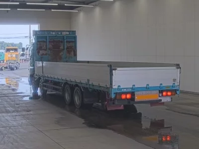 Hino PROFIA
