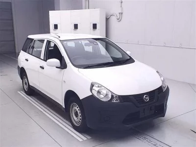 Nissan AD
