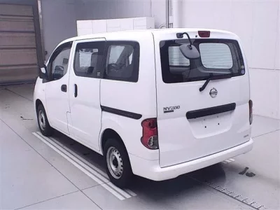 Nissan NV200