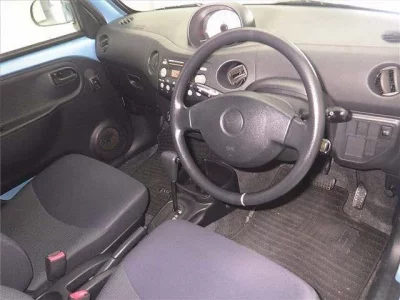 Daihatsu Esse