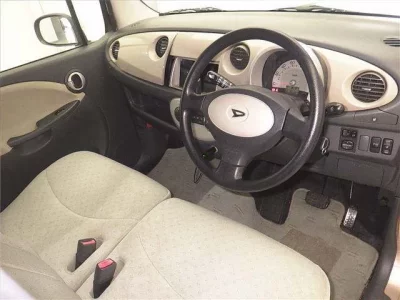 Daihatsu MOVE LATTE