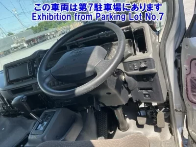 Toyota COASTER