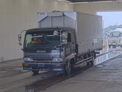 Isuzu FORWARD