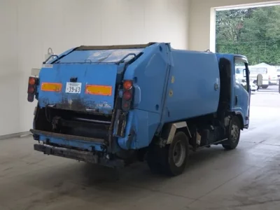 Isuzu ELF