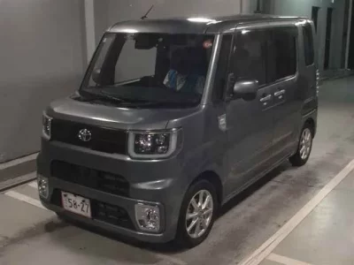 Toyota PIXIS MEGA