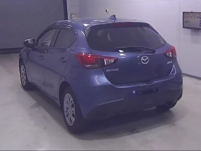 Mazda DEMIO