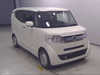 Honda N BOX SLASH