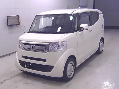 Honda N BOX SLASH