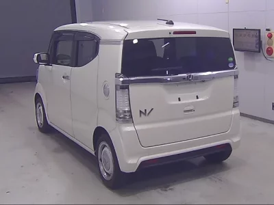 Honda N BOX SLASH