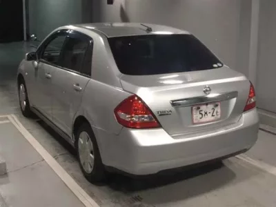 Nissan TIIDA LATIO