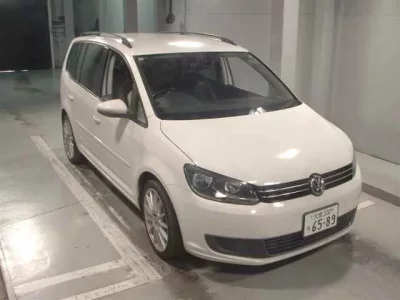 Volkswagen GOLF TOURAN
