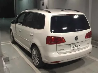 Volkswagen GOLF TOURAN