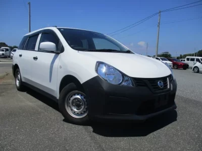 Nissan AD