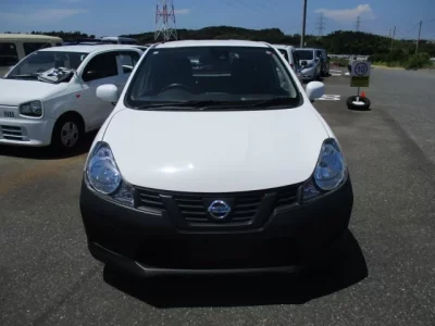 Nissan AD