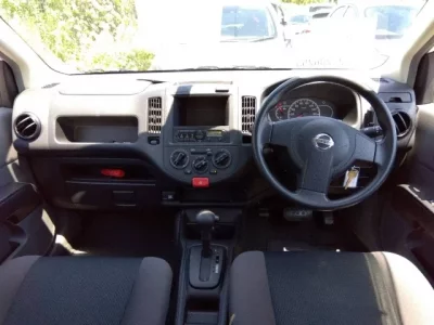 Nissan AD