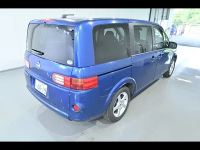 Nissan LAFESTA