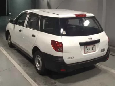 Nissan AD