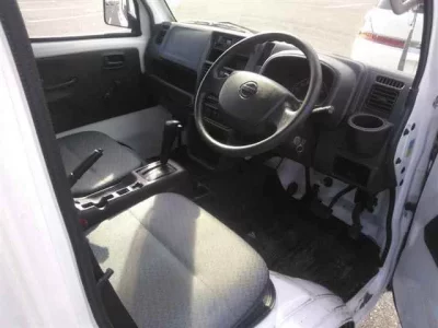 Nissan CLIPPER TRUCK
