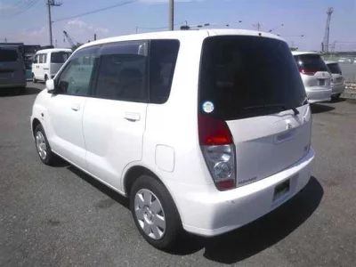 Mitsubishi DINGO