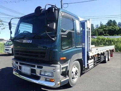 Isuzu GIGA