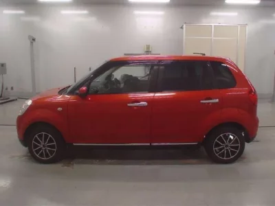 Mazda VERISA