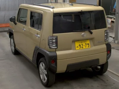 Daihatsu TAFT