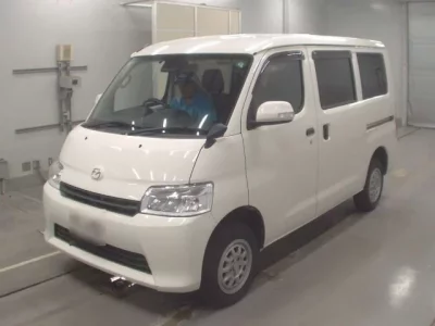 Mazda BONGO VAN